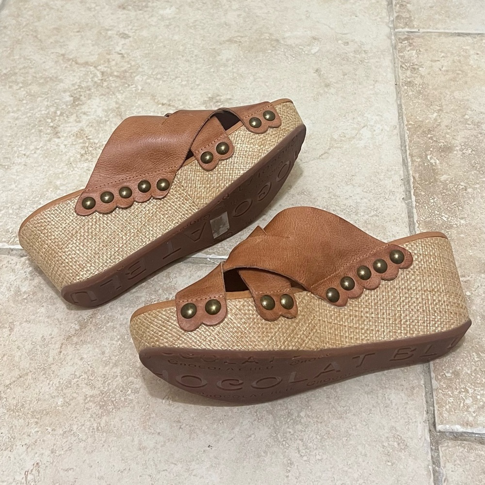 Chocolat Blu Tan Leather Wedges - Picture 3 of 4